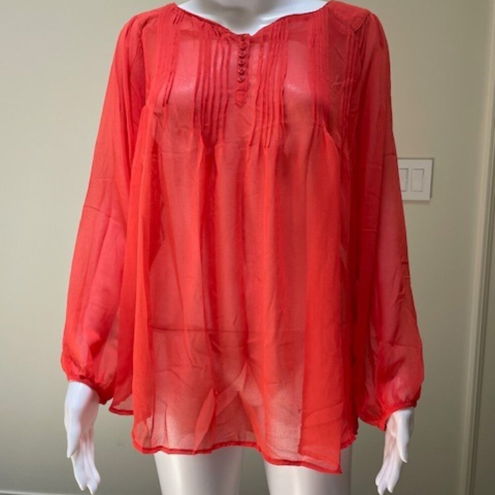 NWT Romeo and Juliet Sheer Coral Long Sleeve Tunic Top Size M